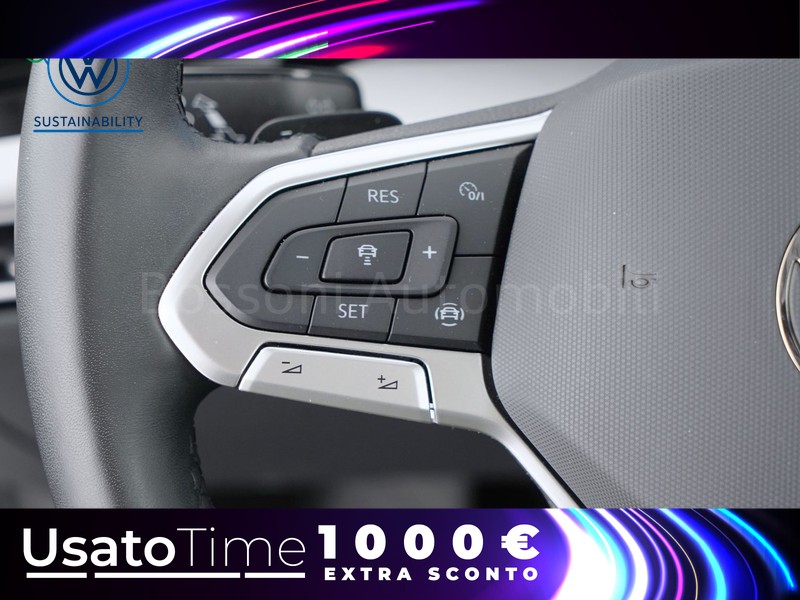 25 - Volkswagen Golf 1.0 etsi evo 110cv life dsg