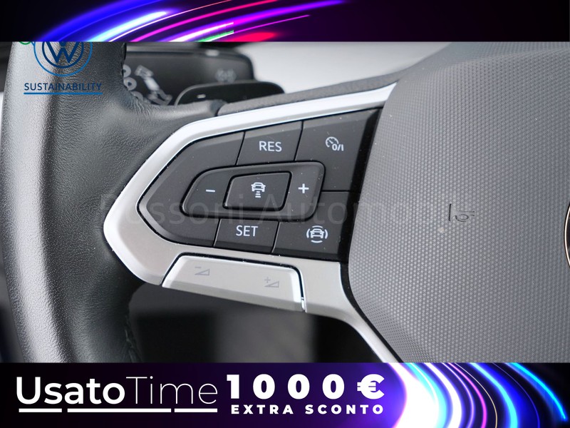 25 - Volkswagen Golf 1.0 etsi evo 110cv life dsg