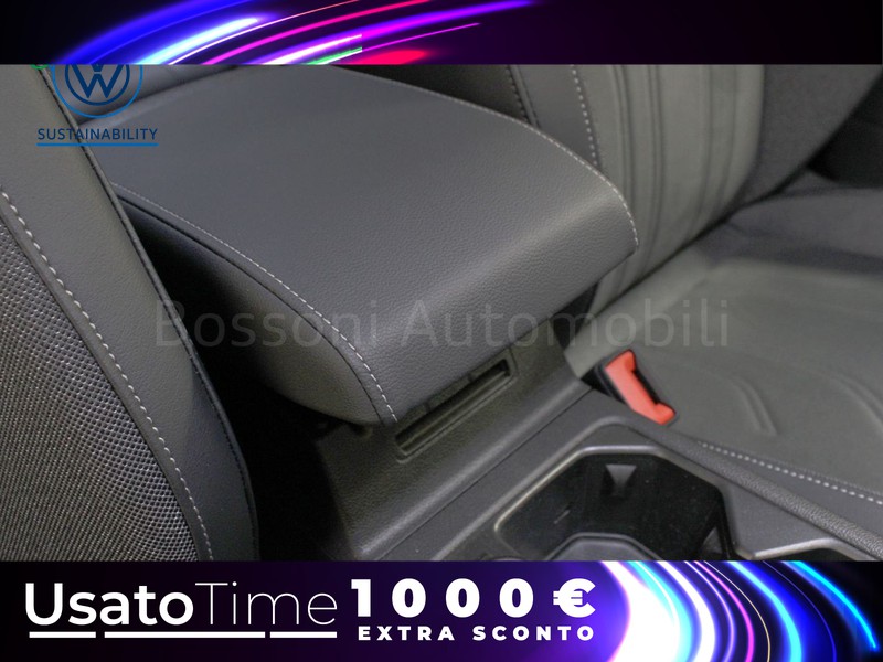 19 - Volkswagen Golf 1.5 etsi act 115cv 50 years dsg