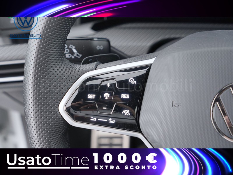 25 - Volkswagen Golf 1.5 etsi evo act 150cv r-line dsg