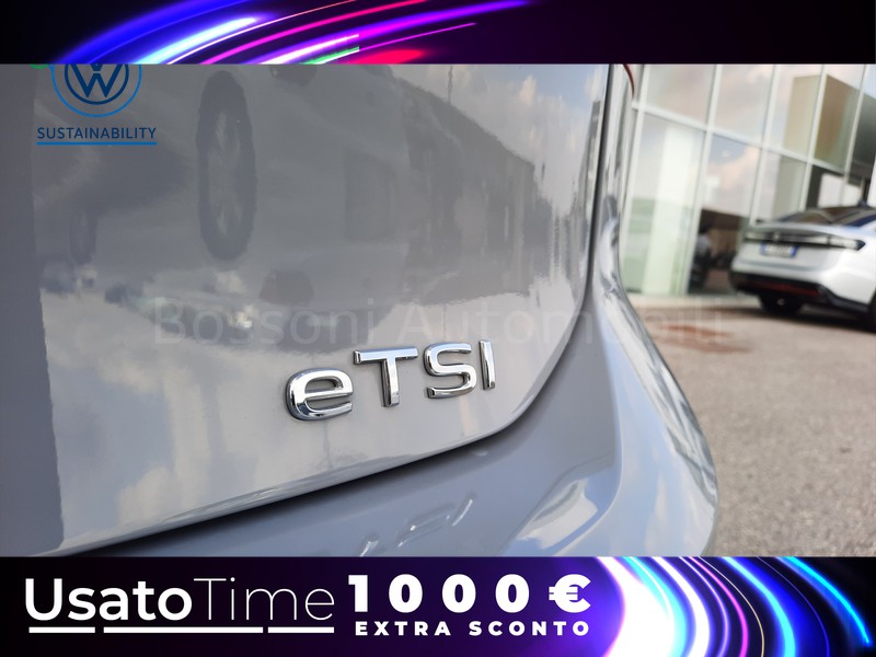 25 - Volkswagen Golf 1.0 etsi evo 110cv life dsg