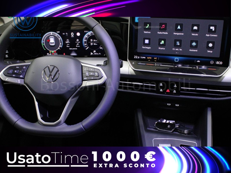 7 - Volkswagen Golf 1.5 tsi ehybrid 204cv edition plus dsg