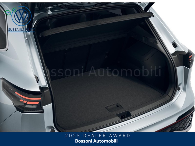 13 - Volkswagen Tiguan 1.5 tsi ehybrid 204cv r-line plus dsg