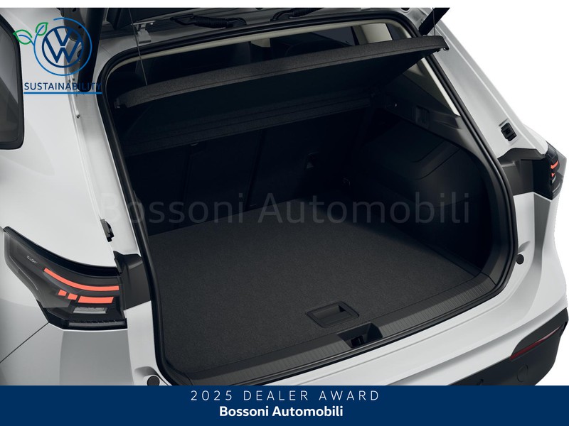 13 - Volkswagen Tiguan 1.5 tsi ehybrid 204cv edition plus dsg