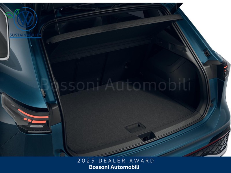 13 - Volkswagen Tiguan 1.5 tsi ehybrid 204cv r-line plus dsg
