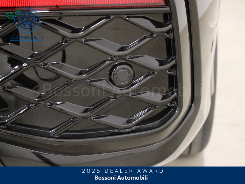 37 - Volkswagen Tayron 1.5 tsi ehybrid 204cv r-line plus dsg