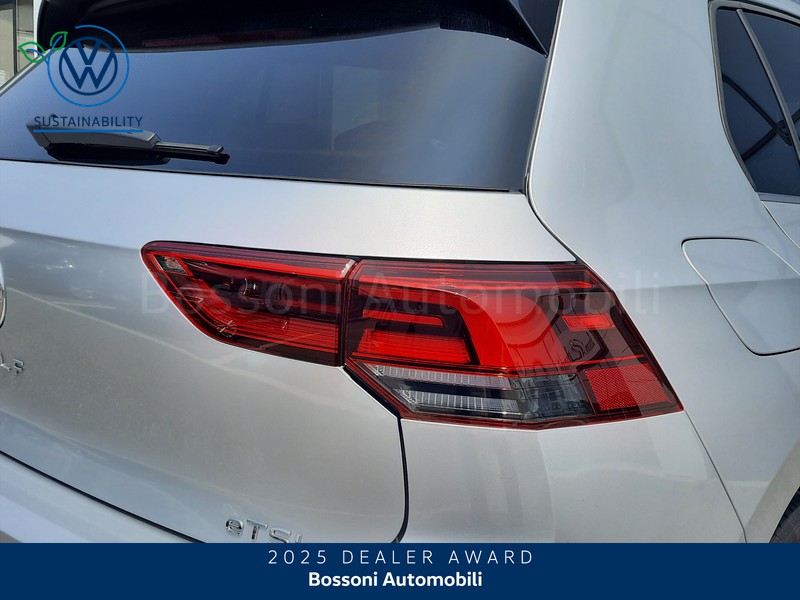 25 - Volkswagen Golf 1.5 etsi evo act 130cv style dsg