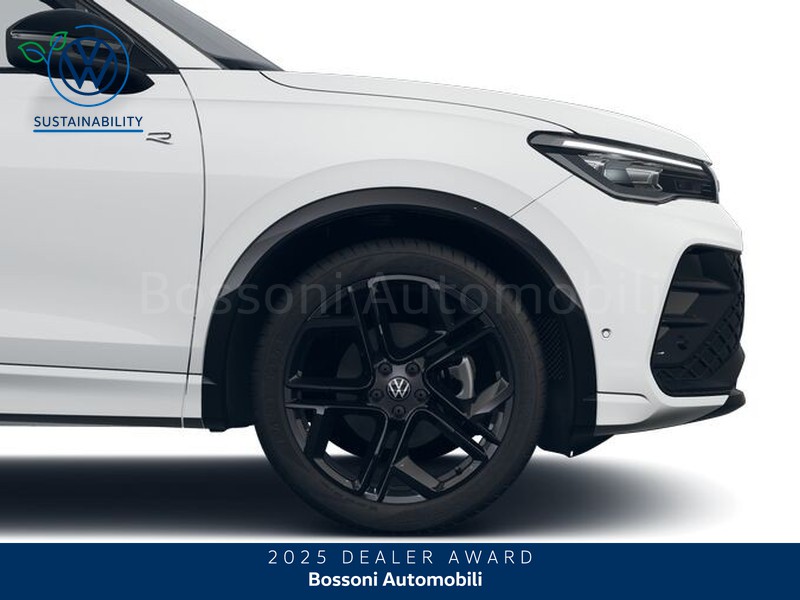 7 - Volkswagen Tiguan 1.5 etsi act 150cv r-line plus dsg