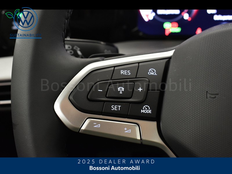 19 - Volkswagen Golf variant 1.5 etsi act 115cv life