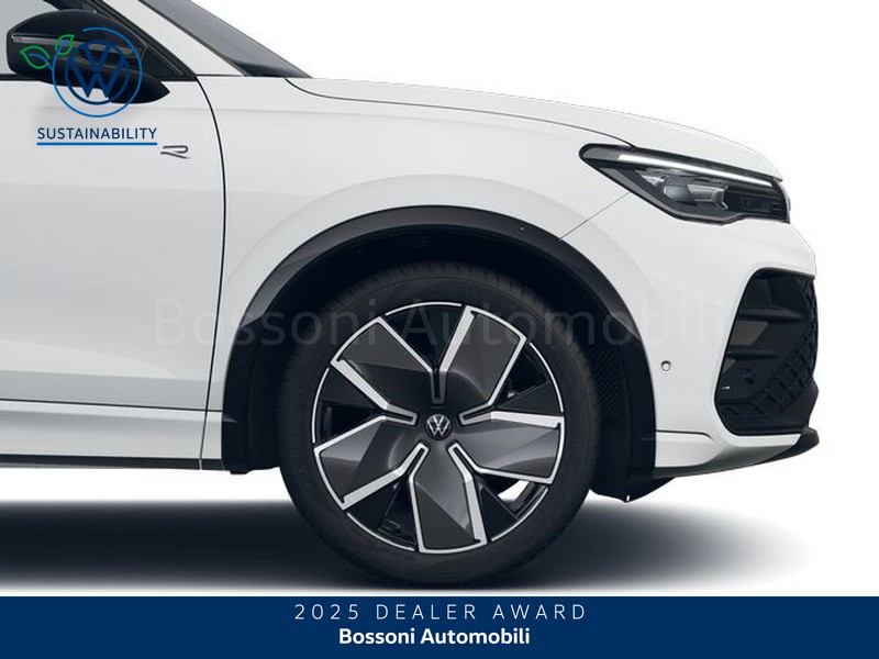 7 - Volkswagen Tiguan 1.5 etsi act 150cv r-line plus dsg