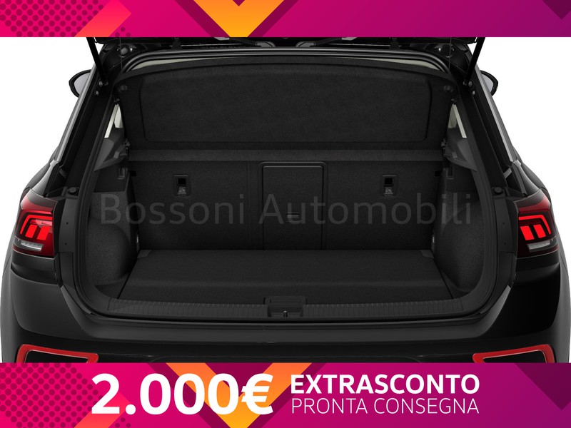 13 - Volkswagen T-Roc 1.5 tsi act sport dsg