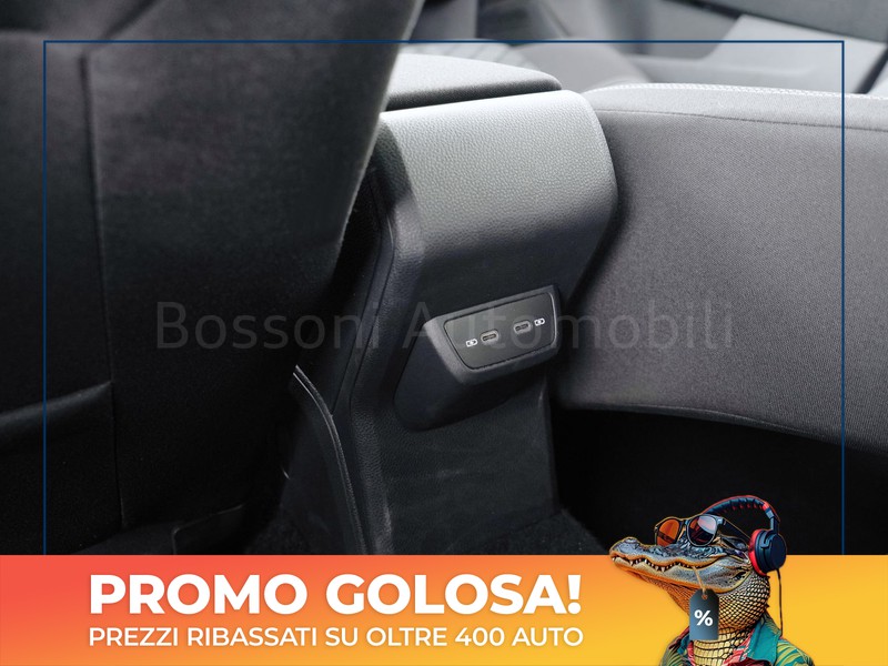 31 - Volkswagen Taigo 1.0 tsi 110cv r-line