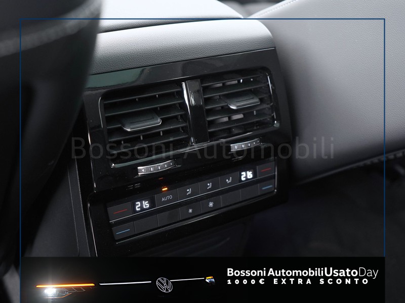 31 - Volkswagen Touareg 3.0 v6 v6 tsi ehybrid 381cv elegance