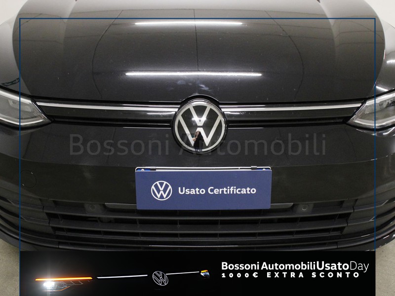 13 - Volkswagen Golf 2.0 tdi scr 115cv life dsg