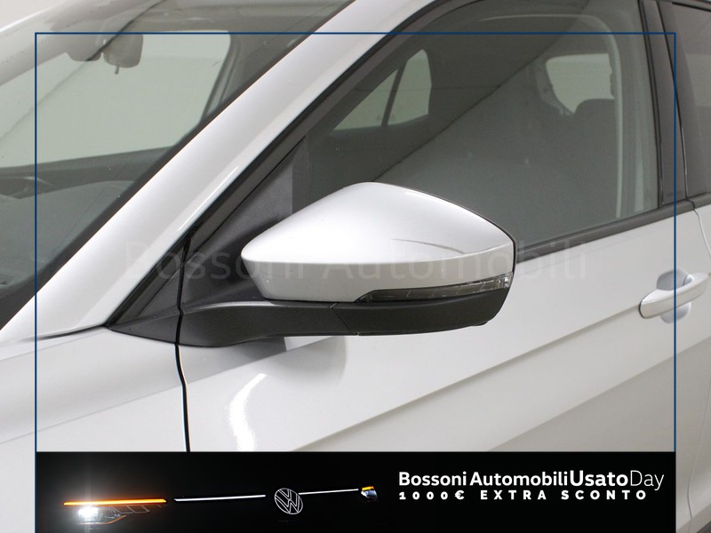 31 - Volkswagen T-Cross 1.0 tsi 95cv style