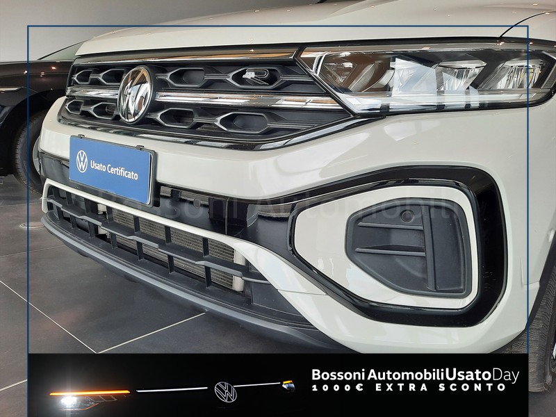 19 - Volkswagen T-Roc 1.5 tsi act r line dsg