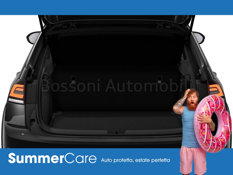 13 - Volkswagen Taigo 1.0 tsi 110cv r-line