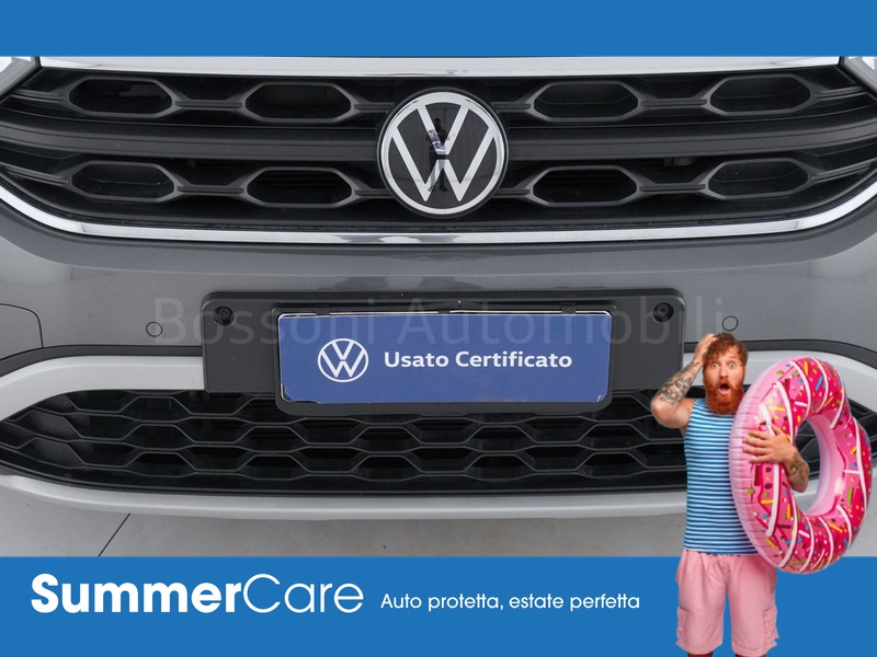 13 - Volkswagen T-Roc 1.0 tsi 110cv life