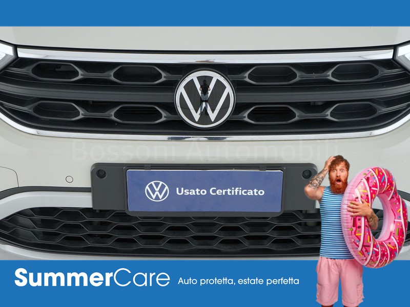 13 - Volkswagen T-Roc 1.0 tsi 110cv life