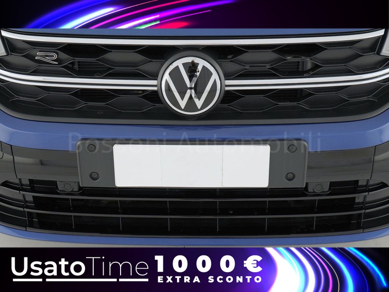13 - Volkswagen Taigo 1.0 tsi 110cv r-line