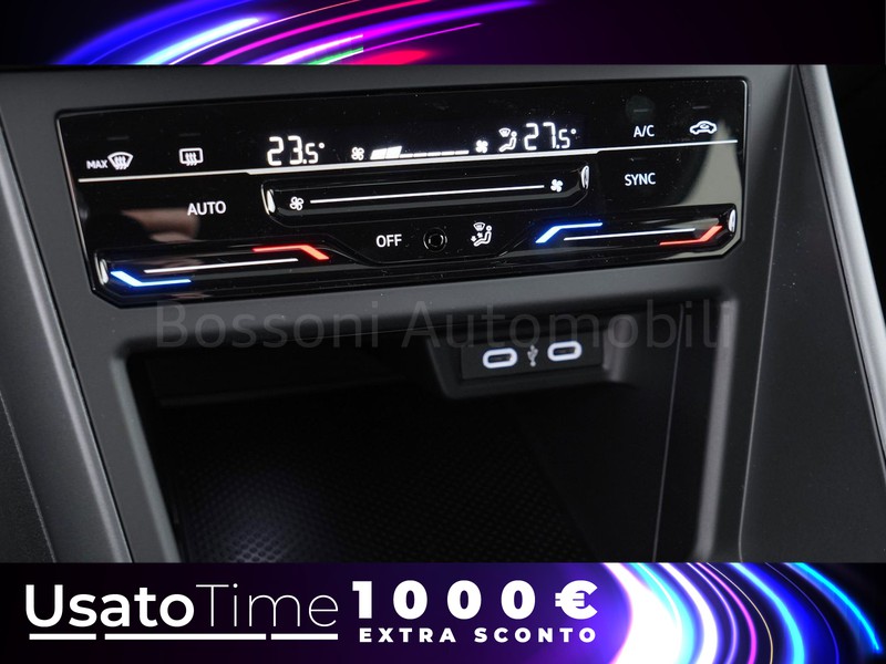 25 - Volkswagen Taigo 1.0 tsi 110cv r-line