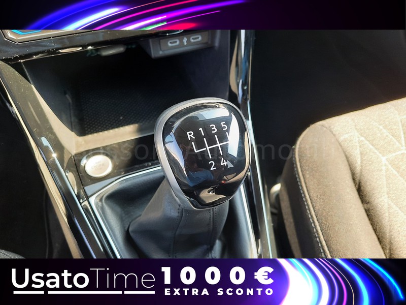 13 - Volkswagen T-Cross 1.0 tsi 95cv life