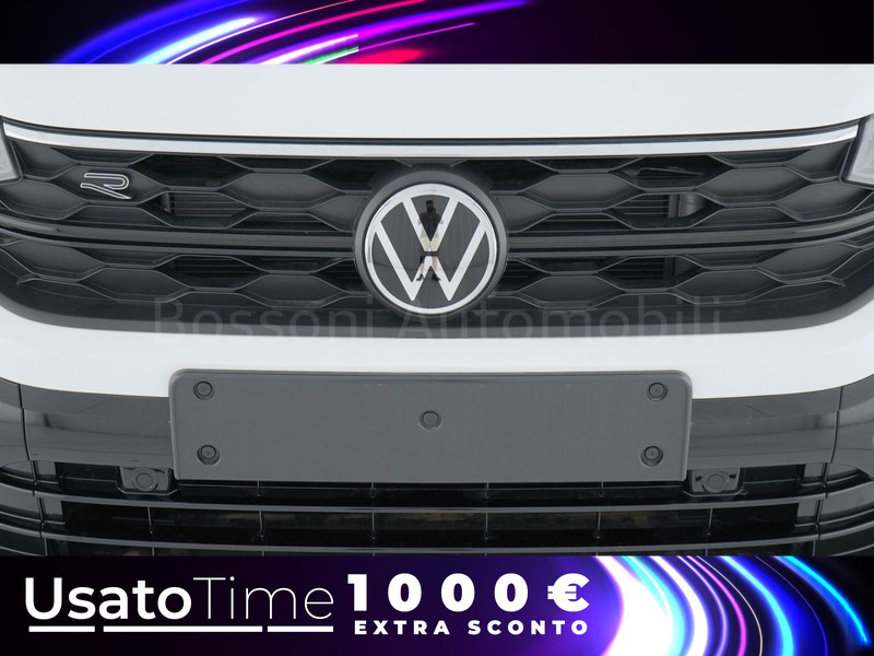 13 - Volkswagen Taigo 1.0 tsi 115cv r-line
