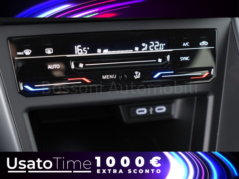 25 - Volkswagen Taigo 1.0 tsi 115cv r-line