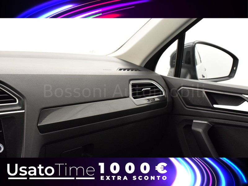 25 - Volkswagen Tiguan 2.0 tdi scr 150cv life dsg