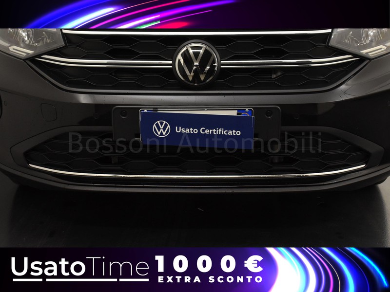 13 - Volkswagen Taigo 1.0 tsi 110cv life