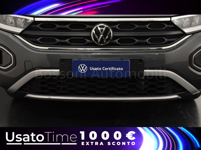 13 - Volkswagen T-Roc 2.0 tdi scr 115cv life