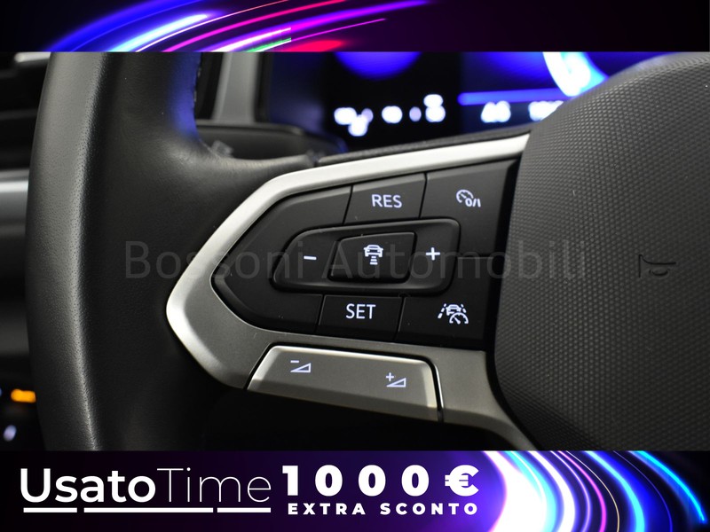 19 - Volkswagen T-Roc 2.0 tdi scr 115cv life