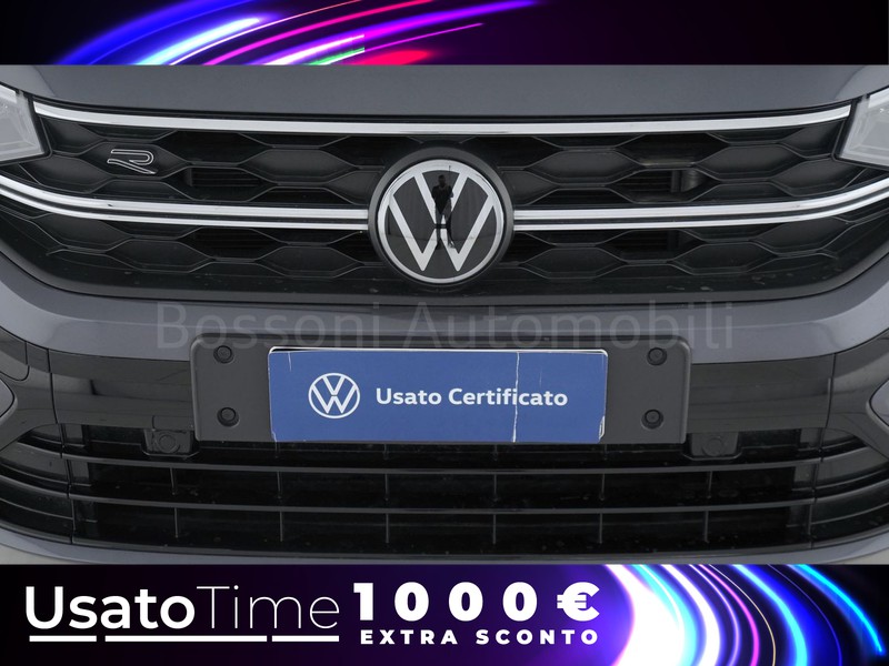 13 - Volkswagen Taigo 1.0 tsi 110cv r-line