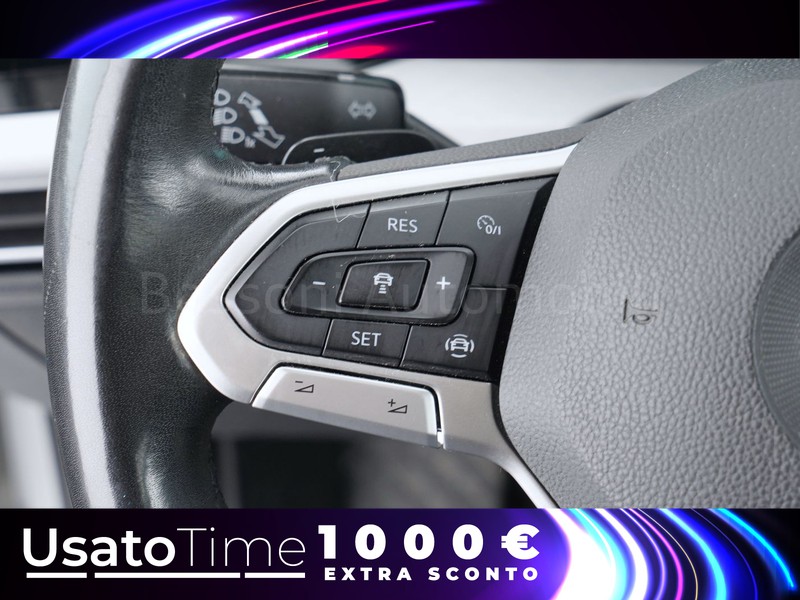 25 - Volkswagen Golf 1.5 tgi 130cv life dsg