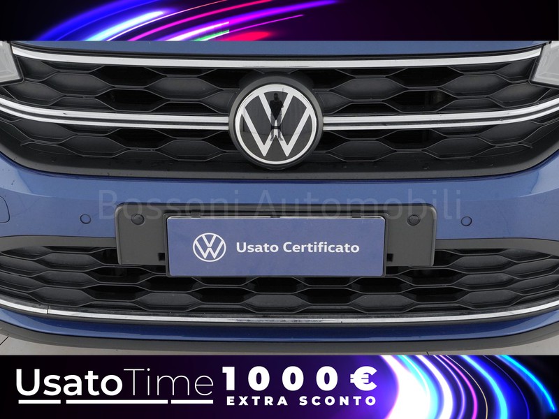 13 - Volkswagen Taigo 1.0 tsi 110cv life