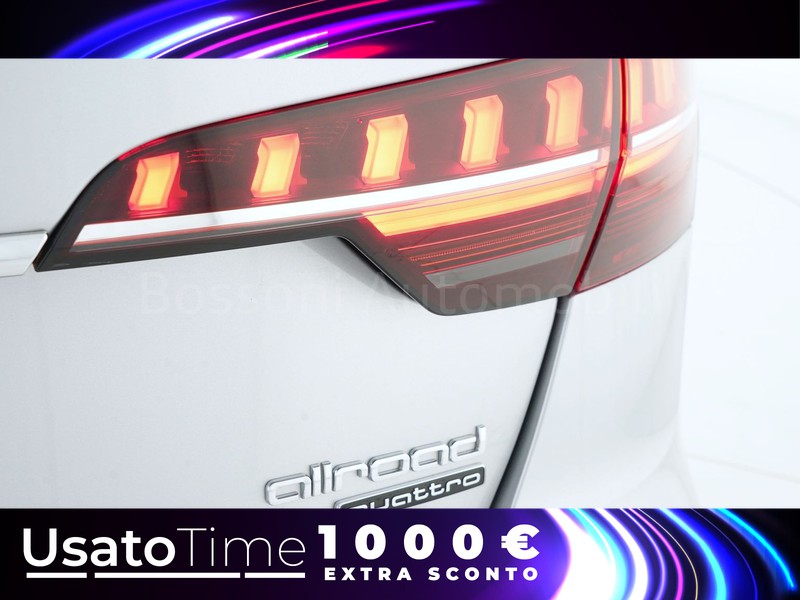 37 - Audi A4 allroad allroad 40 2.0 tdi mhev 204cv identity contrast quattro s tronic