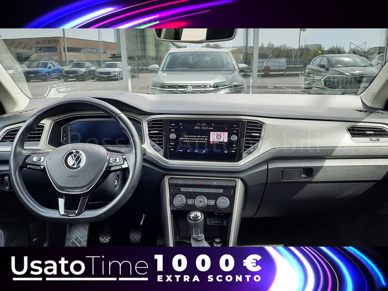 7 - Volkswagen T-Roc 1.0 tsi 110cv style