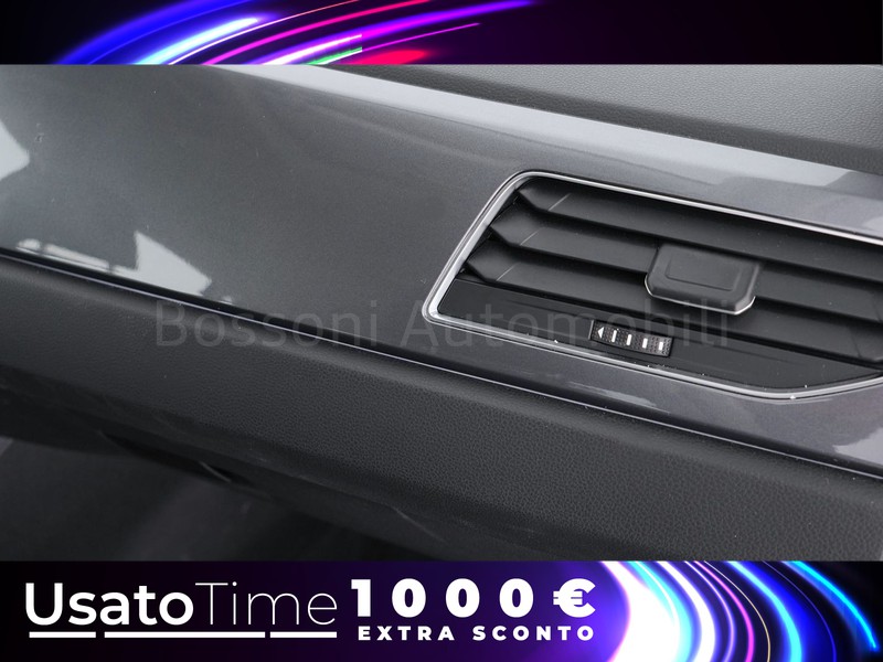 19 - Volkswagen Polo 1.0 tsi 95cv style