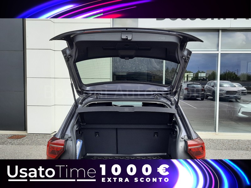 19 - Volkswagen Polo 1.0 tsi 110cv style dsg