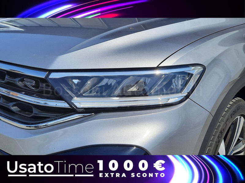 25 - Volkswagen T-Roc 1.0 tsi 110cv r line
