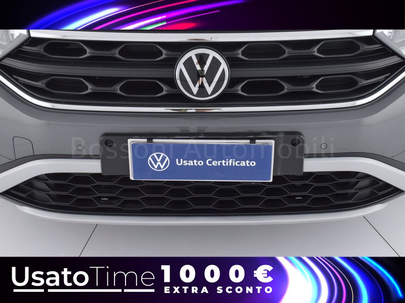 13 - Volkswagen T-Roc 2.0 tdi scr 115cv life