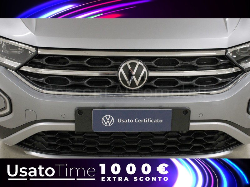 13 - Volkswagen T-Roc 1.0 tsi 115cv style