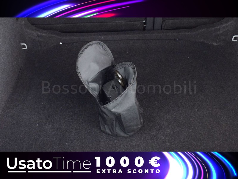 31 - Volkswagen Tiguan 2.0 tdi scr 150cv life dsg