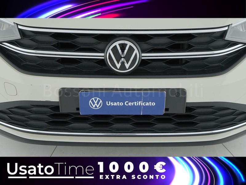 13 - Volkswagen Taigo 1.0 tsi 95cv life