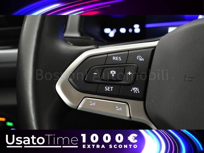 19 - Volkswagen T-Roc 2.0 tdi scr 115cv life