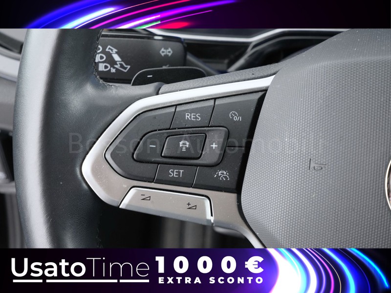 25 - Volkswagen Polo 1.0 tsi 110cv r line dsg