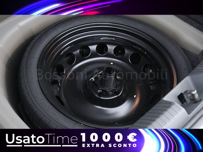 31 - Volkswagen Taigo 1.0 tsi 95cv life