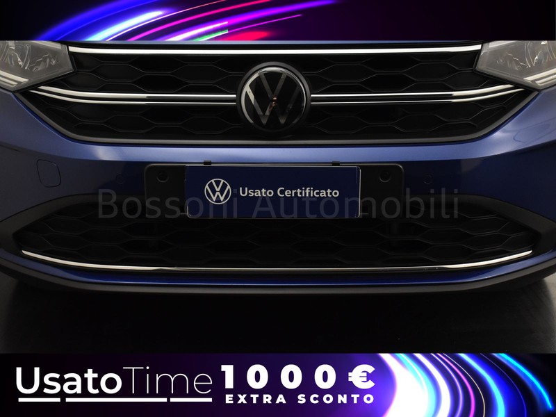 13 - Volkswagen Taigo 1.0 tsi 110cv life