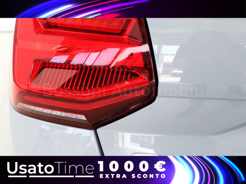 7 - Audi Q2 35 2.0 tdi identity black s tronic