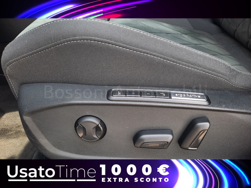 19 - Volkswagen Golf 1.5 tsi evo act 130cv style